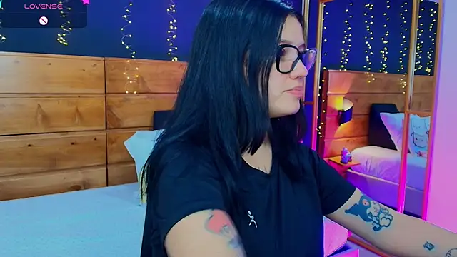 hanna kimura online show from February 22, 8:54 pm