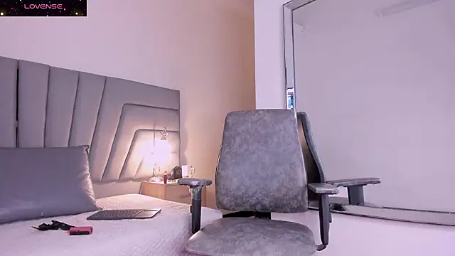 Maia 520 online show from March 11, 4:09 pm