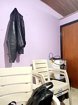 Dulce Pettit online show from October 27, 12:55 pm