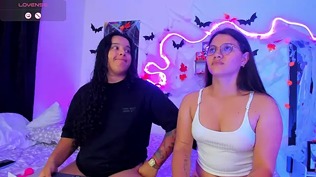 Dilan and Mia online show from October 14, 10:01 pm