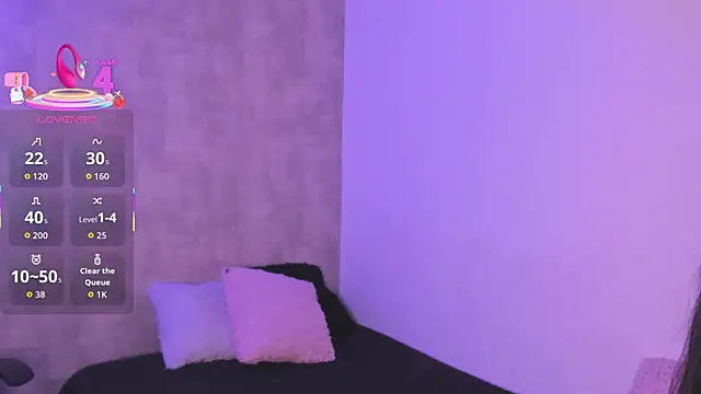 Becky G online show from November 3, 4:16 am