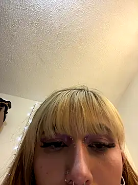 Sallem Pink online show from October 18, 11:39 pm