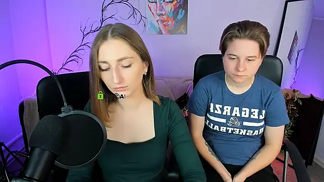 eva smiith  online show from October 15, 6:05 am