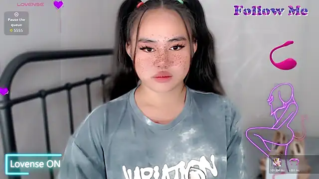 ursexy ceciliaxx online show from November 28, 3:48 pm