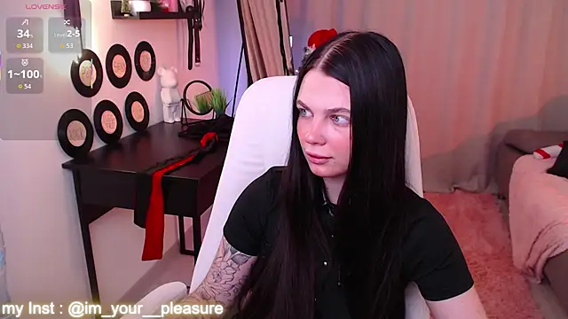 Michela Fruet online show from December 19, 1:21 am