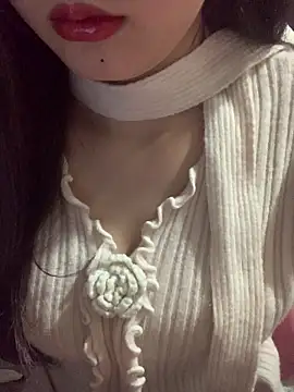 Linhtruong  online show from January 9, 4:39 am