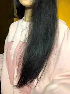 Nhinhi18 online show from November 17, 3:35 pm