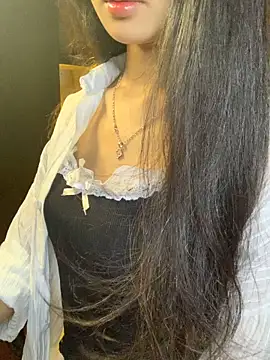 Nhinhi18 online show from March 31, 2:39 pm