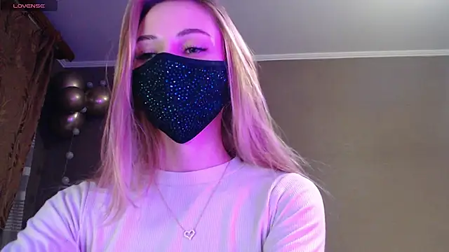 Iris lave online show from November 8, 6:24 pm