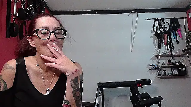 Mistress-Ivy51 online show from November 4, 7:13 am