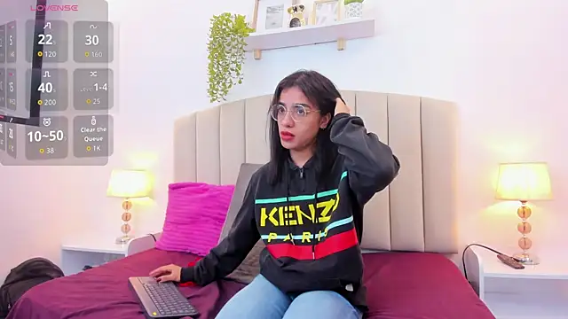 Rachel Donnelly online show from September 27, 4:52 am