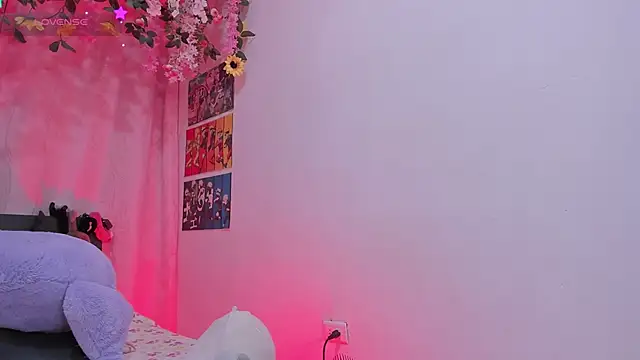 FluffyMelons online show from March 12, 12:02 am