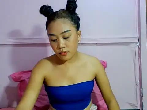 YourWildestDoll online show from March 14, 3:24 pm