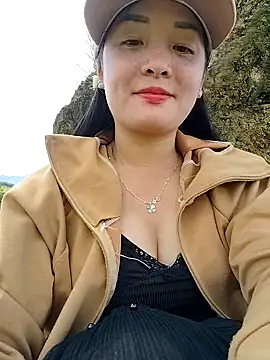 asian 2k online show from October 15, 8:17 am