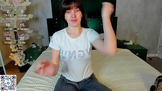 MalvinaDream online show from March 26, 1:08 am