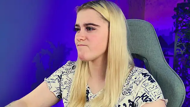 Stef Nicks online show from October 6, 9:59 am