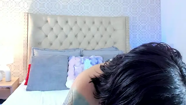 SuccubusDolly online show from December 16, 8:37 pm