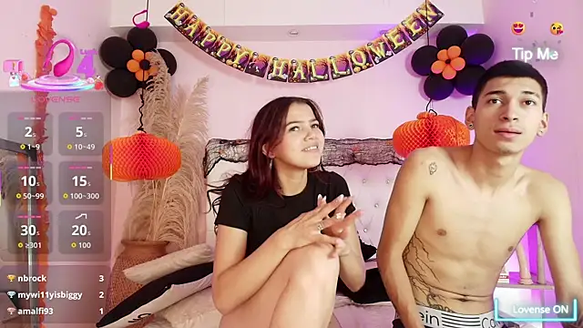 AmelieAndAce online show from October 31, 4:44 pm