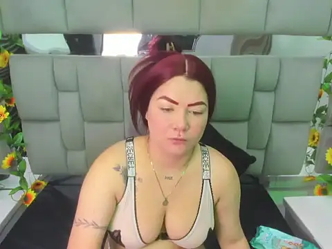 JuliettaRousse69 online show from February 24, 7:56 pm