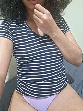 RavenShyfit online show from May 18, 8:37 pm