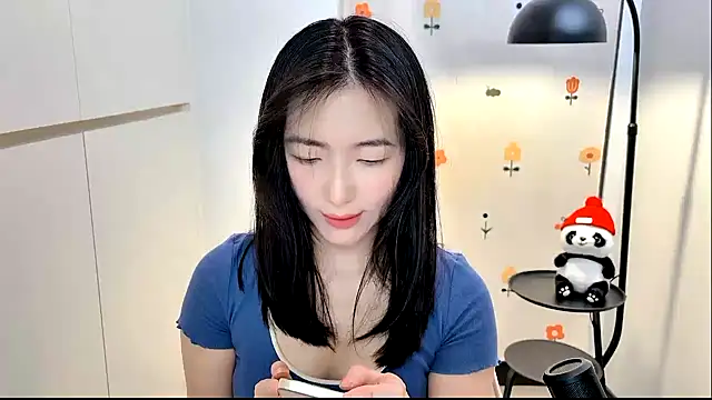 Rosalind xixi online show from November 30, 1:15 pm