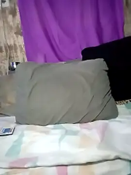 LunaMell online show from March 21, 11:43 pm