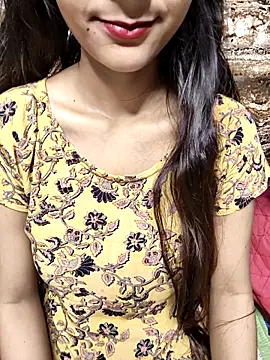 Indian-Aleena online show from October 3, 4:50 am