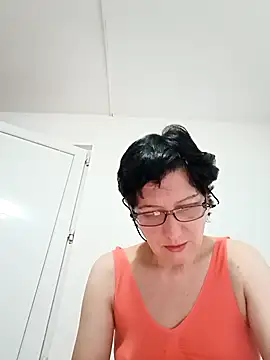 Vera Elle online show from October 14, 5:59 pm