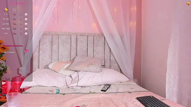 Rachellcooperrr online show from September 14, 12:30 am