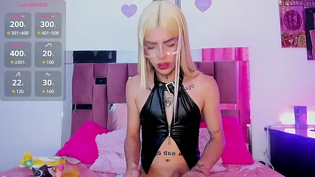 Rachell coollins online show from September 29, 9:20 pm