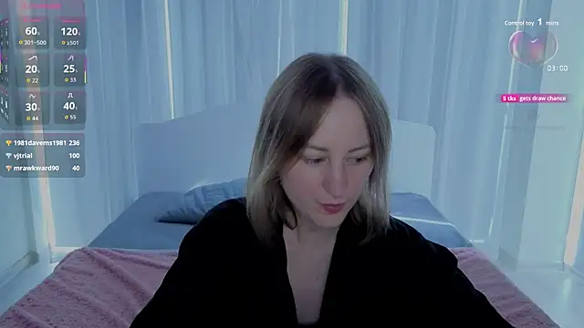 LuluChiiii online show from September 15, 11:07 am