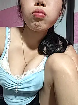 Ingrid428 online show from December 19, 2:53 pm