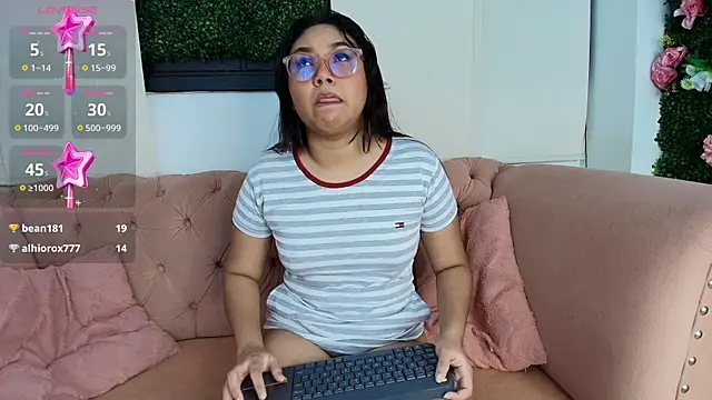 shanon marel online show from October 8, 12:53 pm