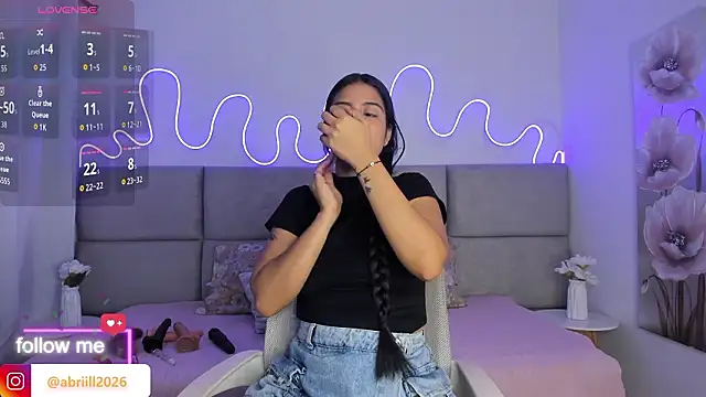 Abrill 2 online show from February 3, 2:53 am