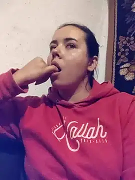 CutieMarine online show from September 25, 8:24 am