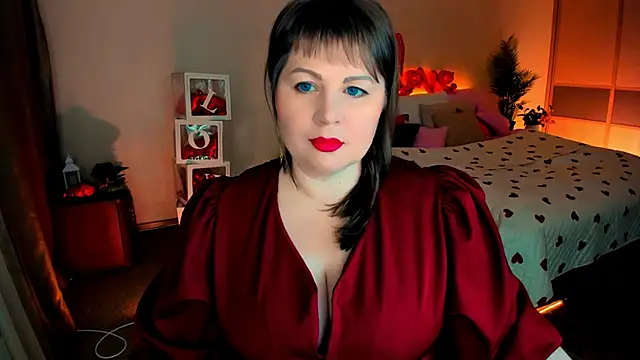 CrystaalStaar online show from February 14, 8:22 pm