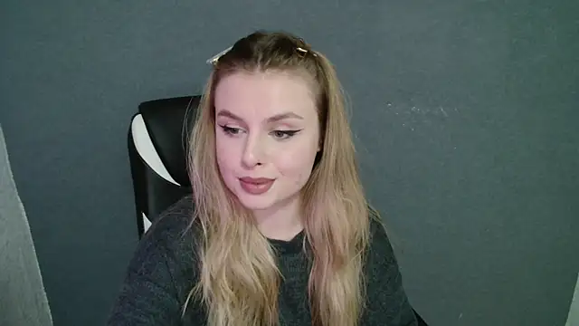 AngelicaHollywood online show from November 15, 7:59 pm