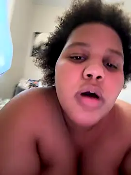 chocolate bella online show from October 14, 5:15 pm