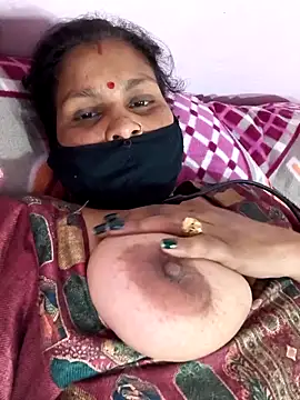 Love-pari077 online show from February 3, 9:47 am