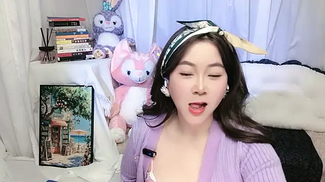 Emmaq996 online show from April 3, 2:53 am