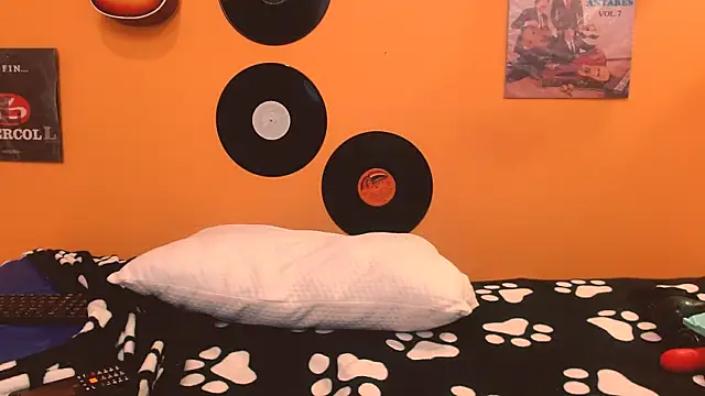 meisevil77 online show from November 17, 2:45 am