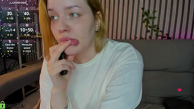 Michele Greenn online show from April 13, 8:04 am