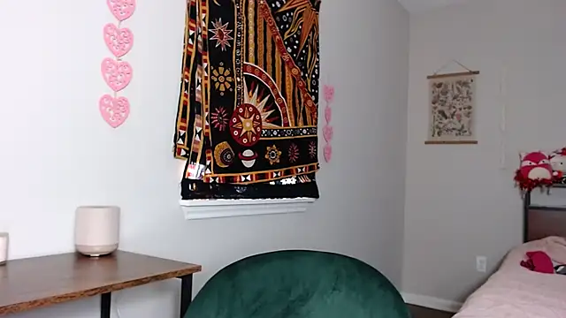 Cherribombzz online show from February 7, 4:55 pm