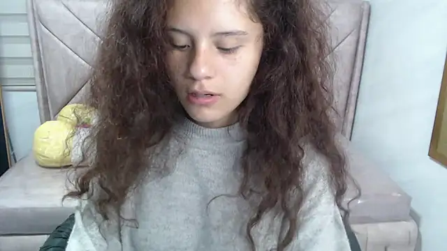 Velvet Moon V online show from September 19, 1:21 pm