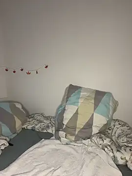 varBia1 online show from November 23, 12:51 pm