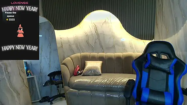 valentina r  online show from November 30, 4:16 am