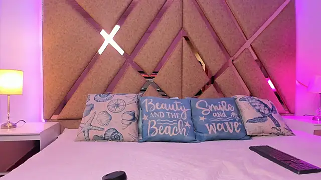 BelhaLawuo online show from November 19, 7:47 pm