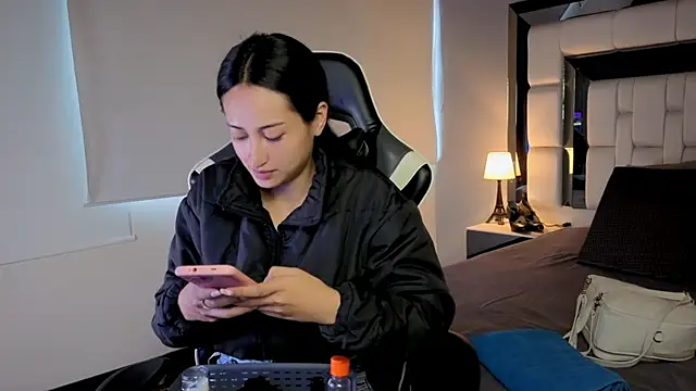 Adhara7 online show from February 6, 9:29 pm