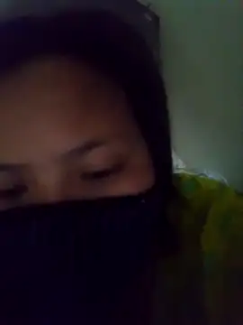 babyjunee12 online show from April 14, 5:35 pm