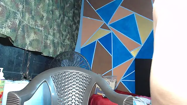 maggi hotsson online show from January 11, 5:34 am